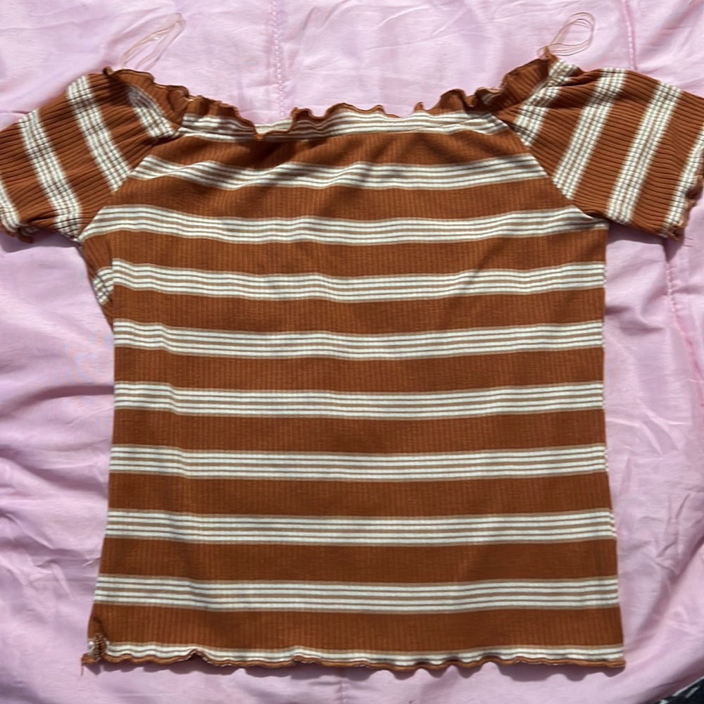 cropped tee shirt